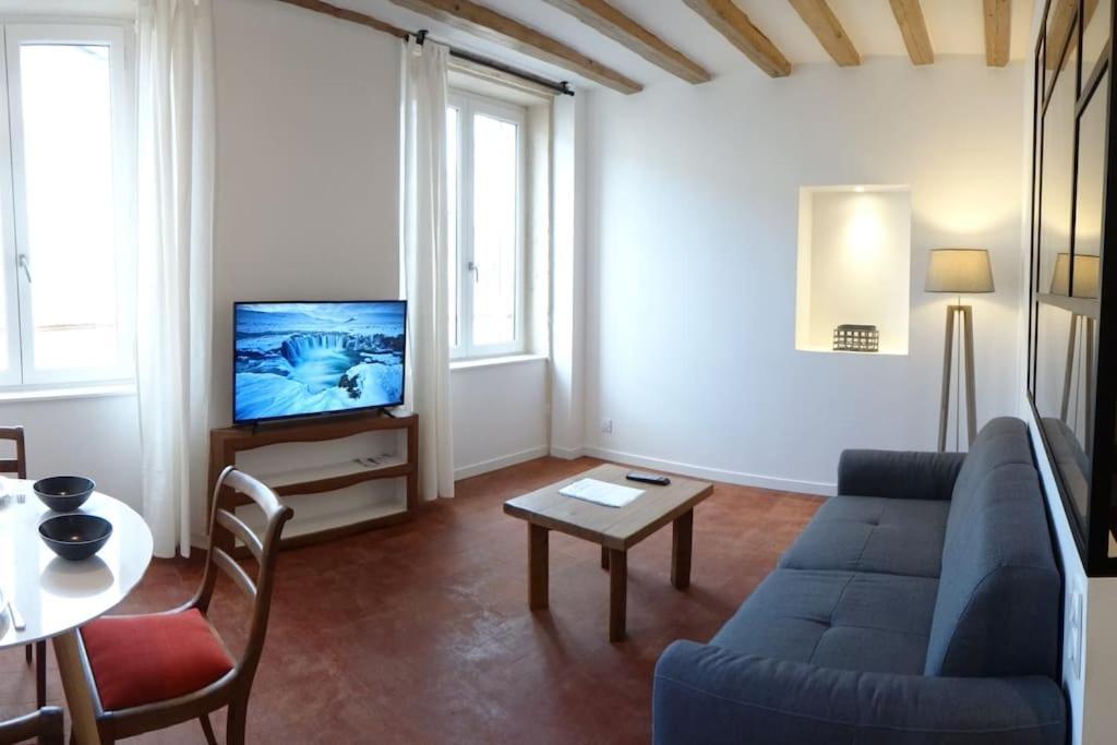 Apartament T2 Tout Equipe Au Beau Milieu Du Centre Historique Villefranche-sur-Saône Zewnętrze zdjęcie